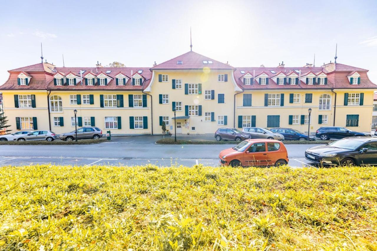 Apartment Vila Golf Rogaška Slatina Exteriör bild